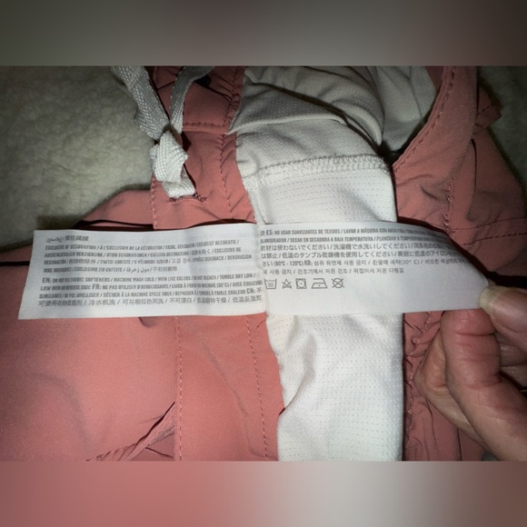 Abercrombie & Fitch men’s Mauve Bermuda Pocket Lightweight Inside Lining size M - Picture 6 of 15